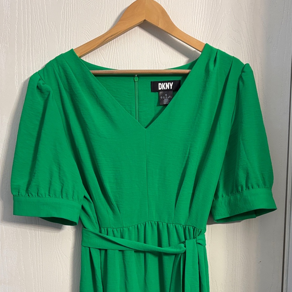 DKNY Vibrant Green Midi Dress with Tie - Picture 3 of 9